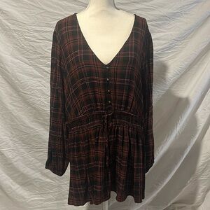 Plaid women’s top